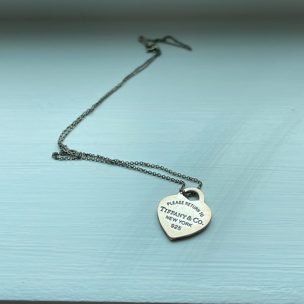 Return to Tiffany and Co. necklace